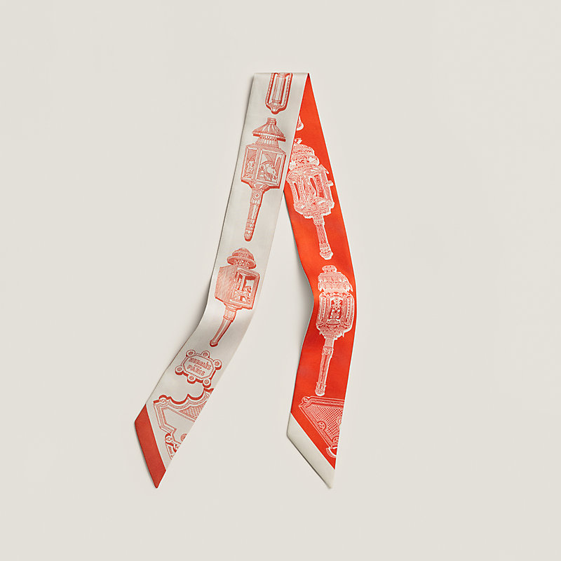 エルメス ツイリー Merveilleuses Lanternes HERMES Twilly Merveilleuses Lanternes | Hermès Brasil